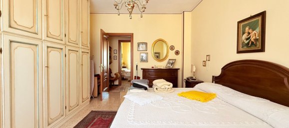 5 bedrooms Apartment in Tortona, Italy No. 323947 14