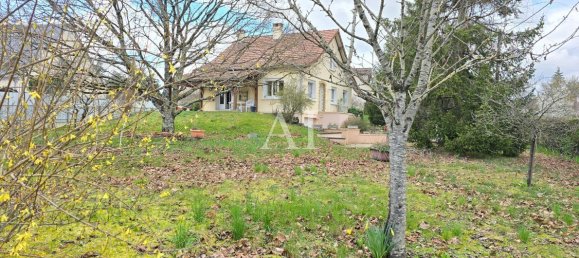Villa de 4 dormitorios en Saint-Doulchard, France No. 88892 3
