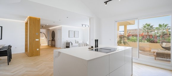 3 Schlafzimmer Penthouse in Estepona, Spain, Nr. 4694 22