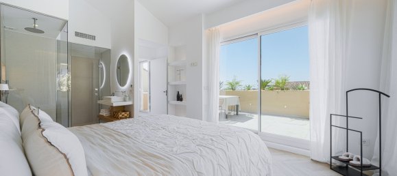 3 Schlafzimmer Penthouse in Estepona, Spain, Nr. 4694 6