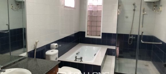 Дом с 4 спальнями в Тэйхо, Вьетнам № 1524 3