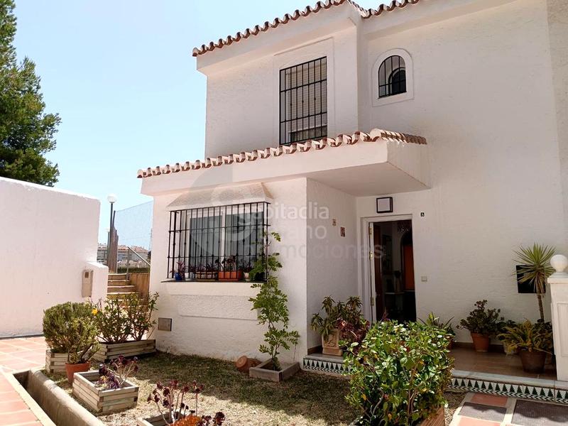 Таунхаус с 5 спальнями в Ринкон-де-ла-Виктория, Испания № 98707