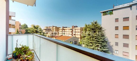 4 bedrooms Apartment in San Donato Milanese, Italy No. 340666 34