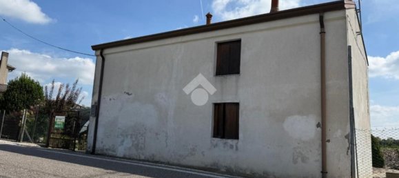 3 bedrooms House in Villadose, Italy No. 333867 3