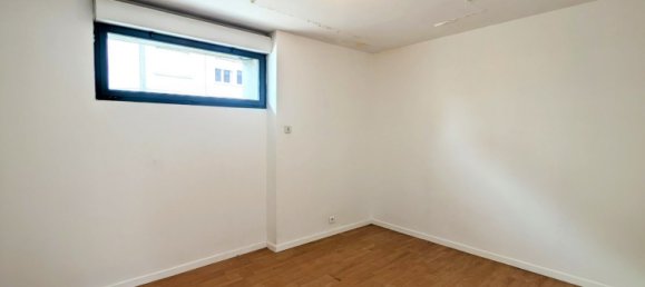 3 bedrooms House in Saint-Quentin, France No. 269706 7