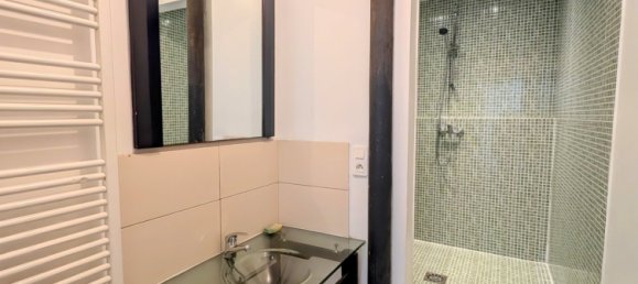 3 bedrooms House in Saint-Quentin, France No. 269706 8