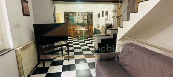 Edifício em Giugliano in Campania, Italy 450 m² N.º 134026 18