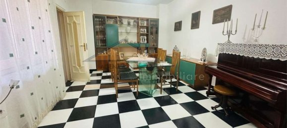 Edifício em Giugliano in Campania, Italy 450 m² N.º 134026 21