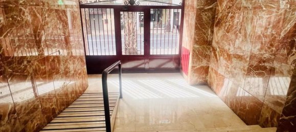 4 bedrooms Apartment in Alicante, Spain No. 221242 3