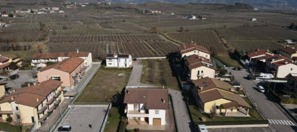 636m² Land in Monteforte d'Alpone, Italy No. 159742 3