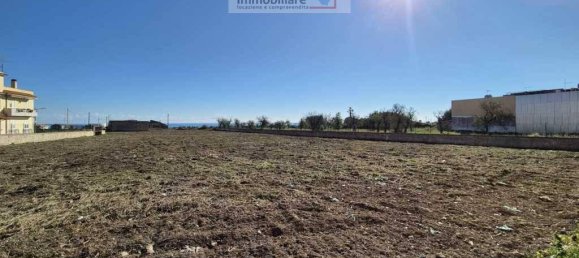 20 rooms Land in Avola, Italy No. 30988 3