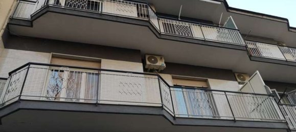 Apartamento T5 em Casoria, Italy N.º 373008 2