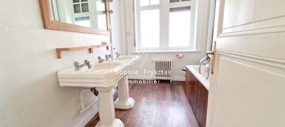 8 Schlafzimmer Haus in Roncq, France, Nr. 69099 19