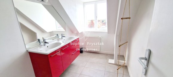 8 Schlafzimmer Haus in Roncq, France, Nr. 69099 20