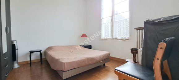 3 bedrooms House in Luzarches, France No. 186024 11