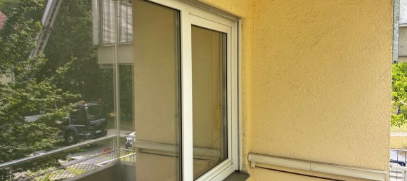 Studio in Munich, Germany No. 276086 5