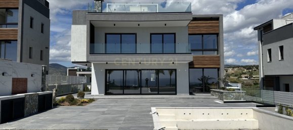 4 bedrooms Villa in Parekklisia, Cyprus No. 3894 2