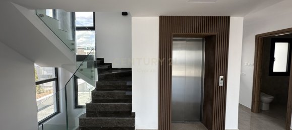 4 bedrooms Villa in Parekklisia, Cyprus No. 3894 11