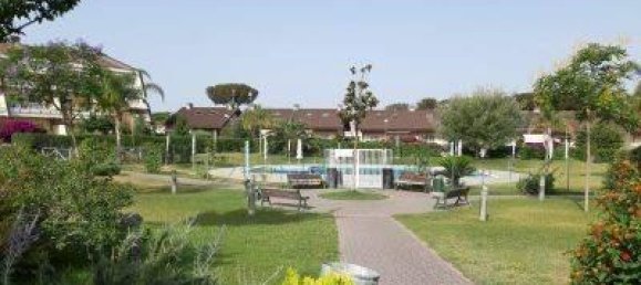 4 rooms Apartment in Rome, Italy No. 40141 10