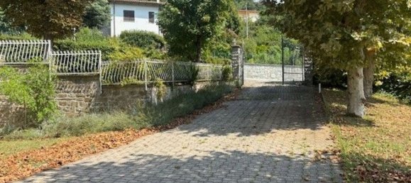 12 rooms Villa in San Benedetto Val di Sambro, Italy No. 184557 2