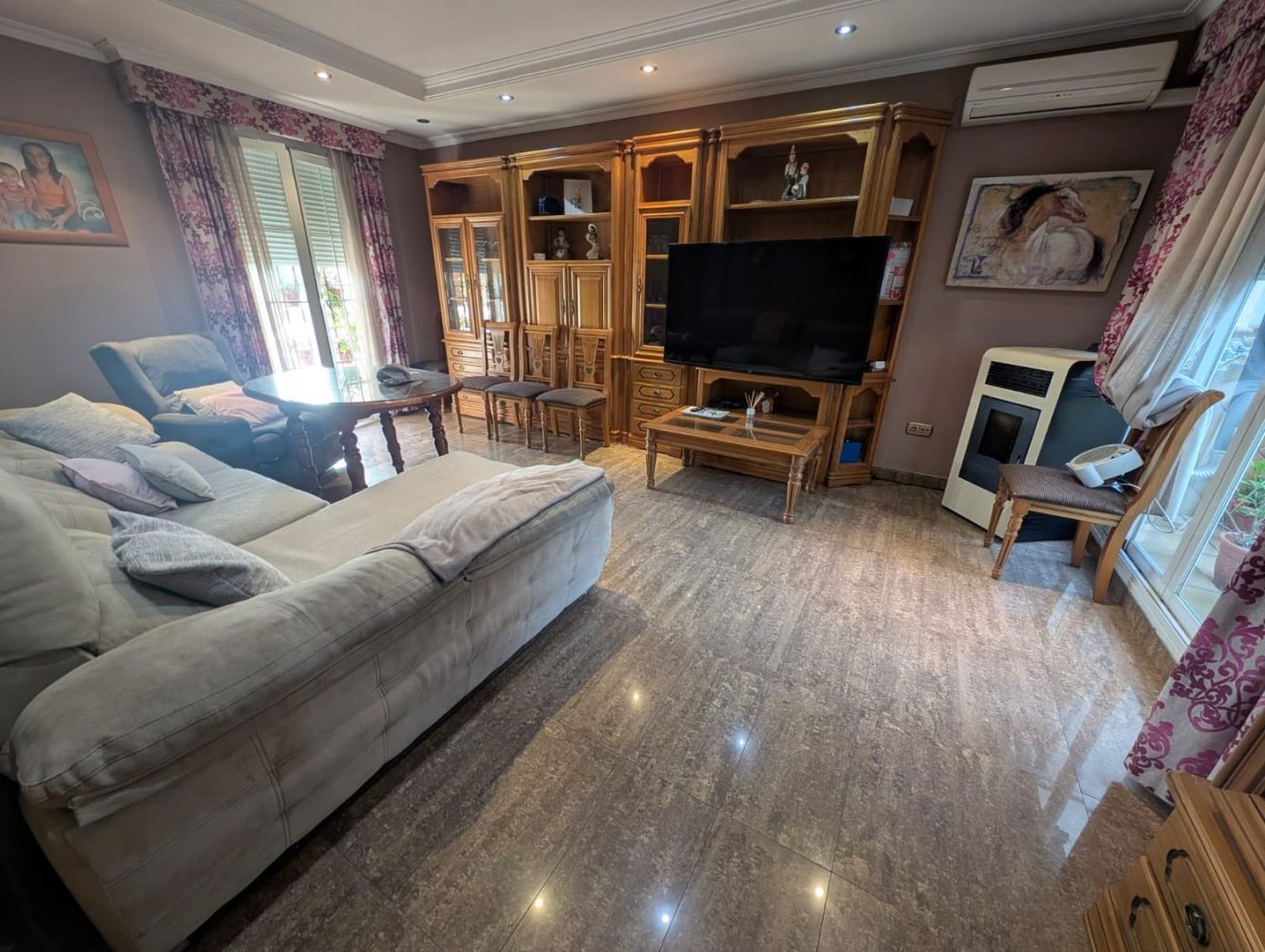 4 bedrooms House in Cordoba, Spain No. 157410