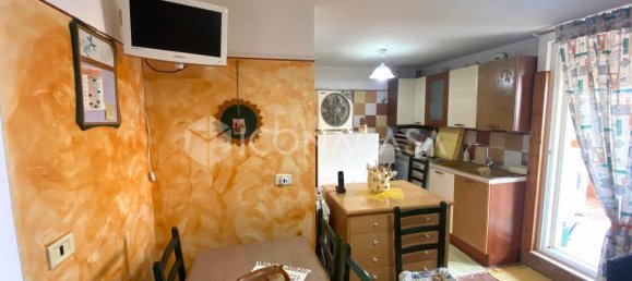 4 rooms House in Modugno, Italy No. 32805 8