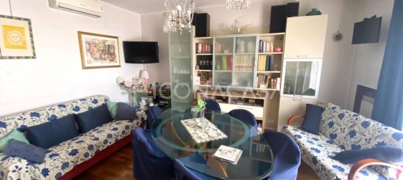 4 rooms House in Modugno, Italy No. 32805 9