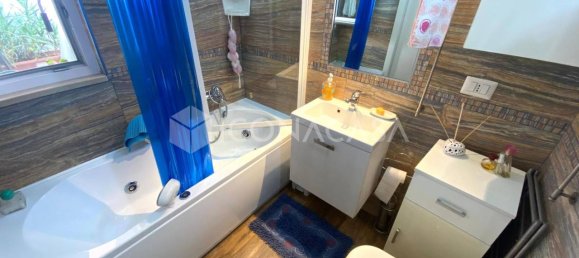 4 rooms House in Modugno, Italy No. 32805 20