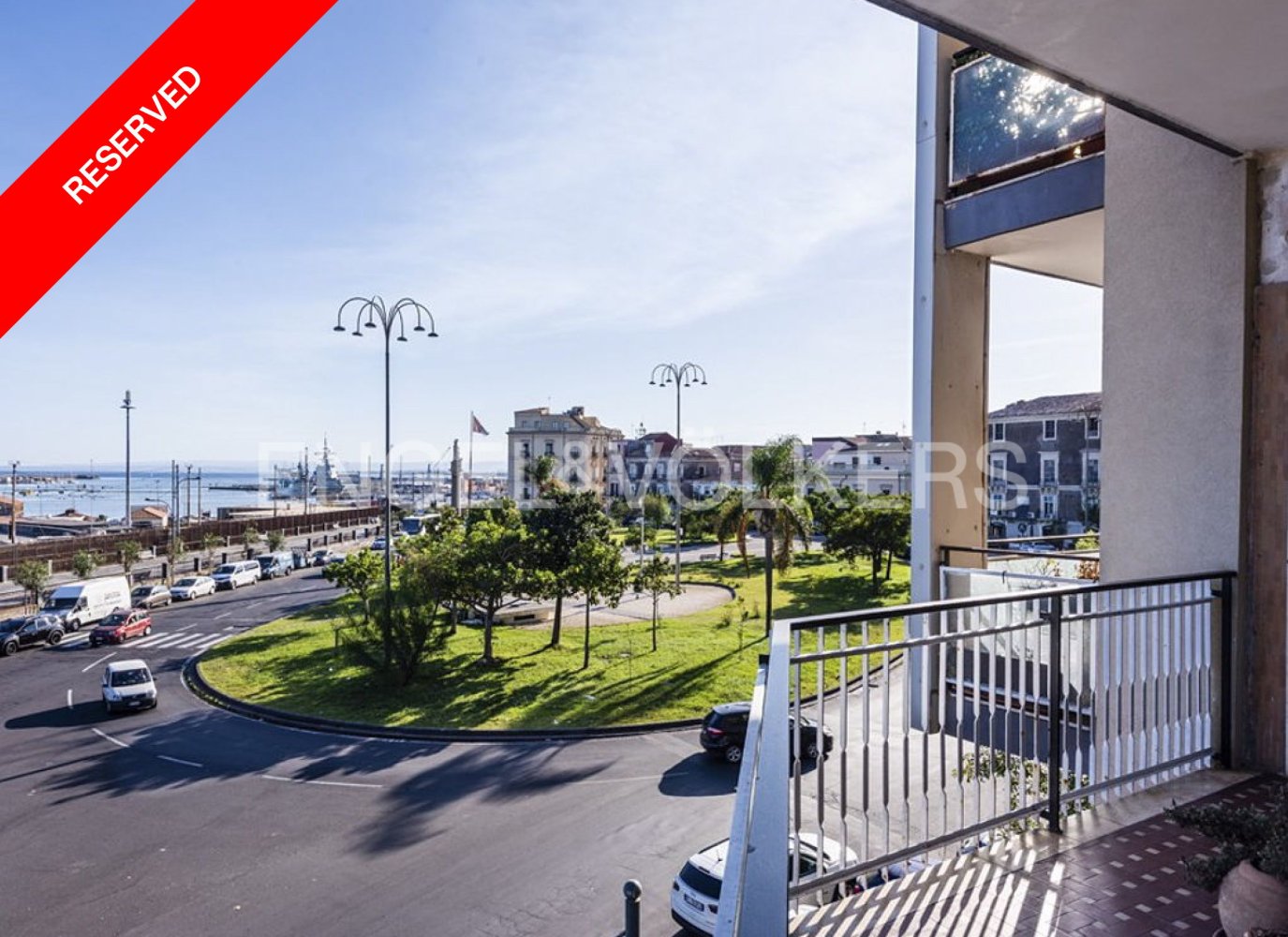 3 bedrooms Apartment in Catania, Italy No. 198972