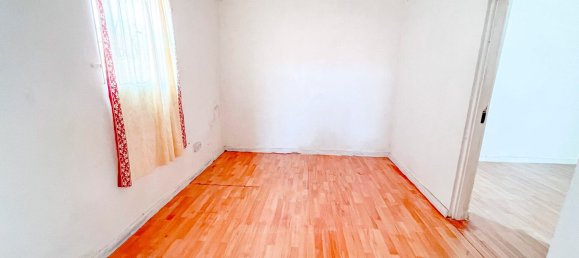 Casa de 5 dormitorios en Saint George, Saint Vincent and the Grenadines No. 16 4