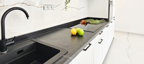 Apartamento de 2 dormitorios en Marbella, Spain No. 148285 2