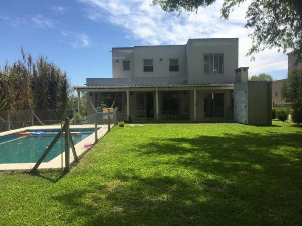 Casa T3 em Tigre, Argentina N.º 83477