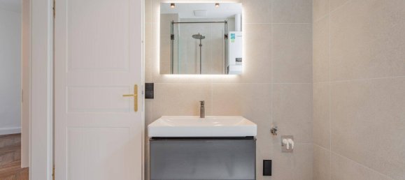 2 rooms Apartment in Alsergrund, Austria No. 215267 4