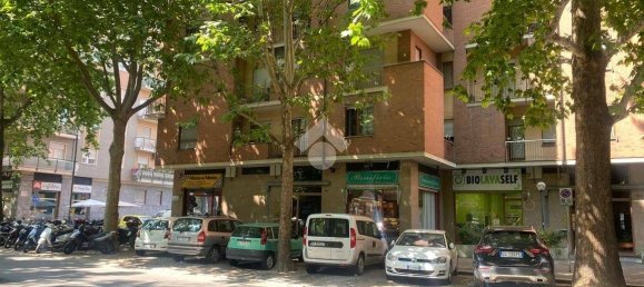 2 Schlafzimmer Wohnung in Turin, Italy, Nr. 258924 2