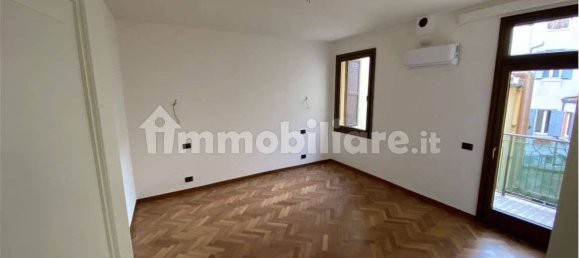 4 rooms Apartment in Modena, Italy No. 264393 19
