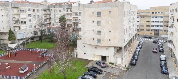 100m² Commercial property in Matosinhos, Portugal No. 67773 18