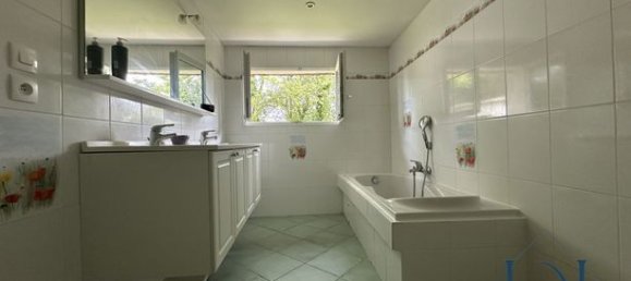 3 bedrooms House in Eure, France No. 356132 20