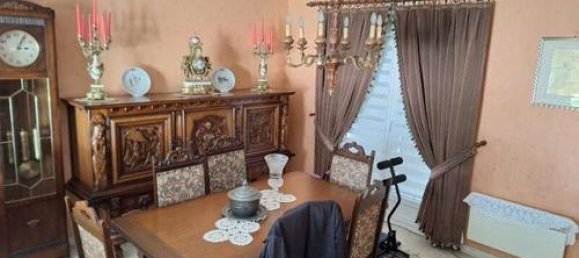 4 bedrooms House in Amneville, France No. 246492 8