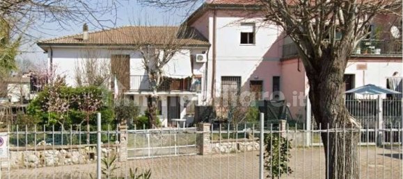 1 bedroom Apartment in Monticelli d'Ongina, Italy No. 287165 2