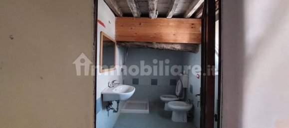 4 Schlafzimmer Wohnung in Sant'Angelo in Vado, Italy, Nr. 167927 11