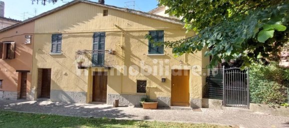 4 Schlafzimmer Wohnung in Sant'Angelo in Vado, Italy, Nr. 167927 2