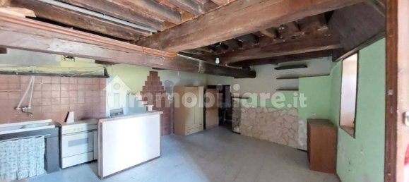 4 Schlafzimmer Wohnung in Sant'Angelo in Vado, Italy, Nr. 167927 10
