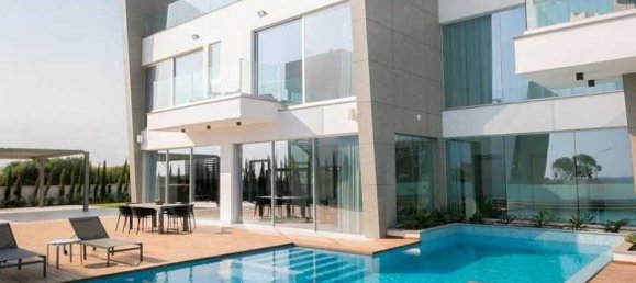 3 bedrooms House in Ayia Napa, Cyprus No. 7370 11