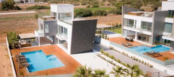 3 bedrooms House in Ayia Napa, Cyprus No. 7370 4
