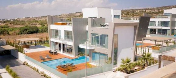 3 bedrooms House in Ayia Napa, Cyprus No. 7370 5