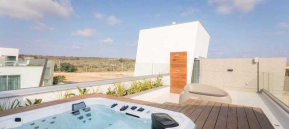 3 bedrooms House in Ayia Napa, Cyprus No. 7370 7