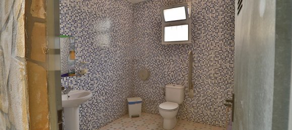 6 bedrooms Commercial property in Alfarnatejo, Spain No. 65608 13