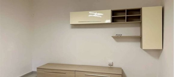 1 Schlafzimmer Wohnung in Varese, Italy, Nr. 312802 10