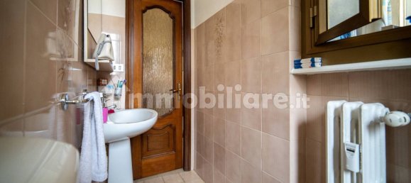 1 chambre Appartement à Turin, Italy No. 273223 4