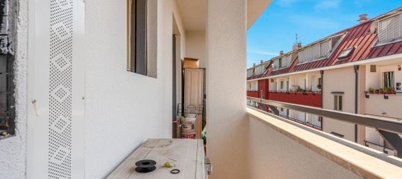 Apartamento de 3 dormitorios en Milan, Italy No. 364270 5